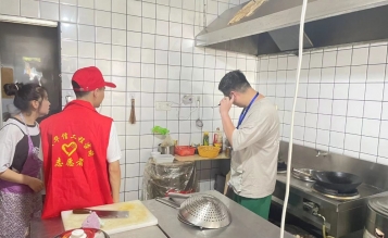 華信志愿服務隊，用行動書寫文明城市新篇章